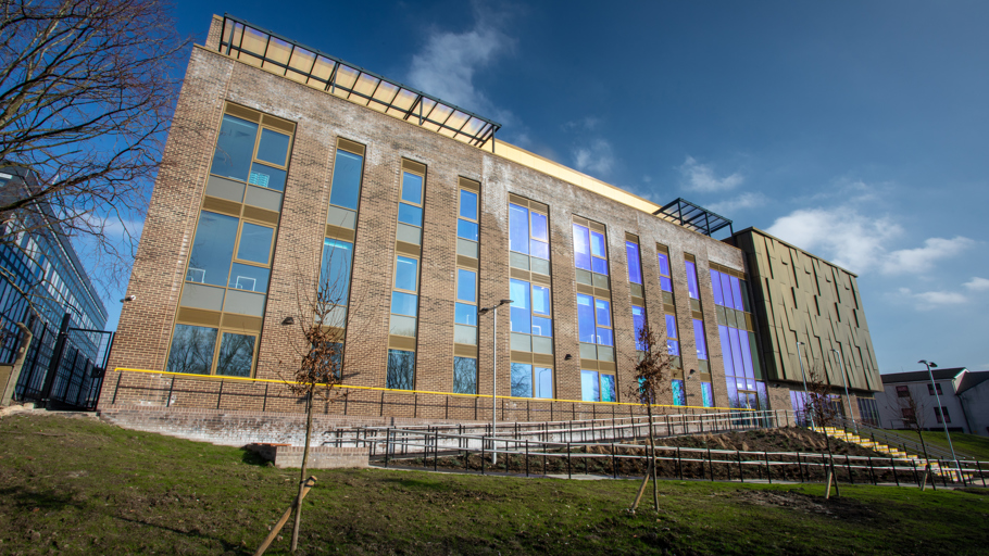 Lusom Exterior 2